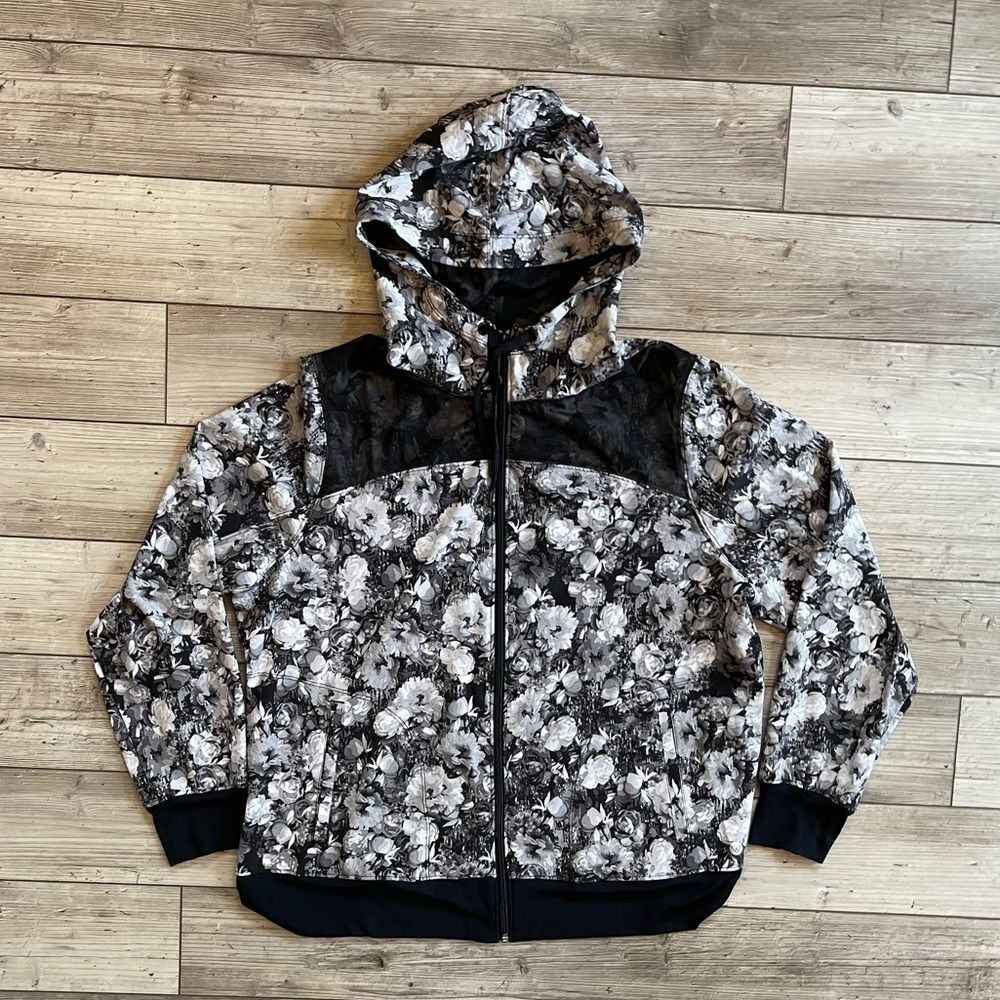 Lane Bryant | Livi Active Lightweight Floral Jacket | Size: 14/16